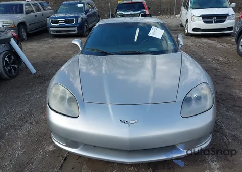 2005 Chevrolet Corvette from USA, damaged, VIN 1G1YY24UX55118211